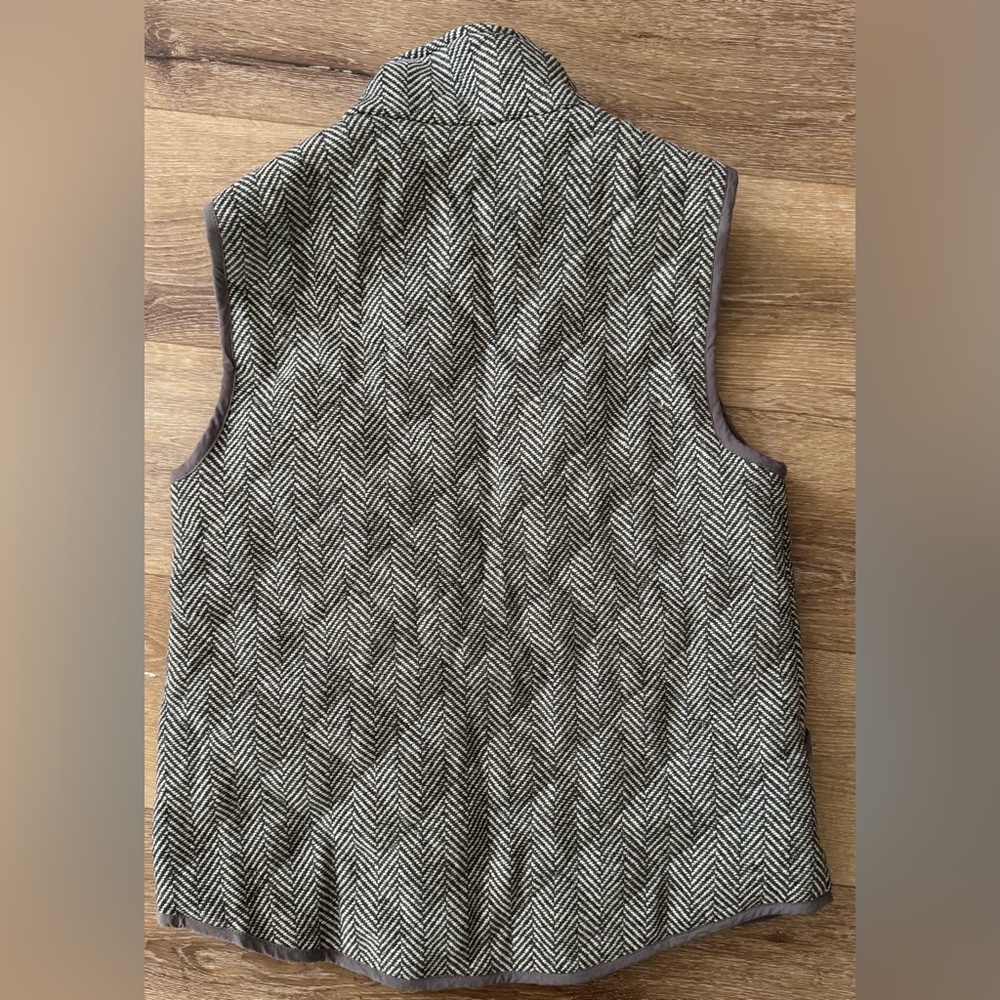 Herringbone Patterned Vest - Picture 2 of 2